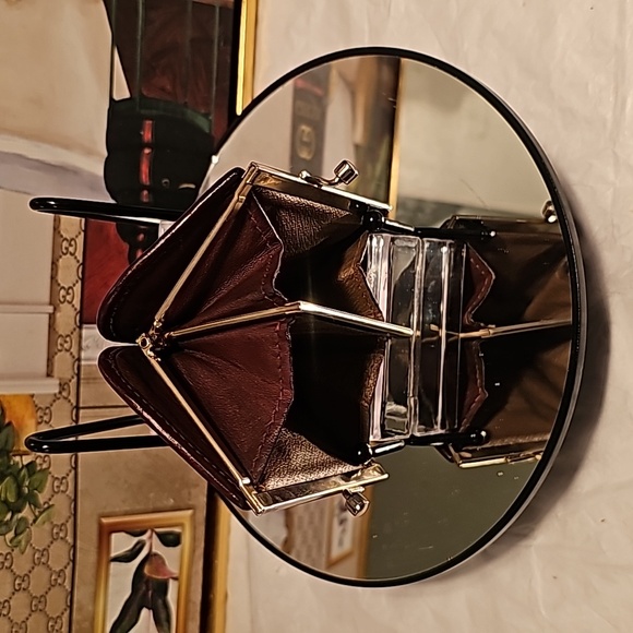 BURBERRY VINTAGE  KISSLOCK COIN POUCH - Picture 2 of 12